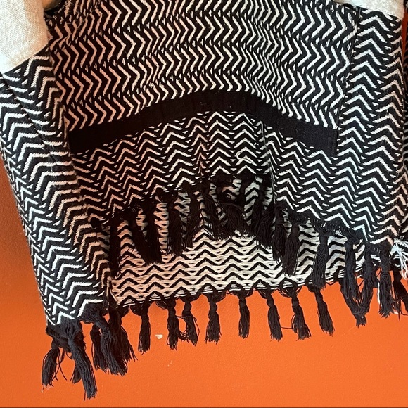 Rebellion Lrg Tassel Sweater - Picture 8 of 11